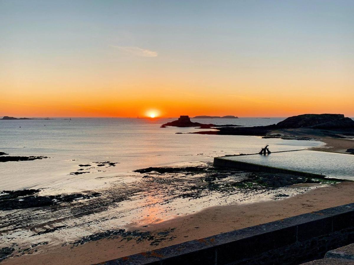 Appartement L'Emeraude A Saint Malo Intra-Muros ภายนอก รูปภาพ